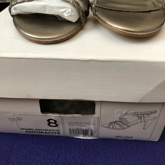 Banana Republic heels *New* - Picture 3 of 6